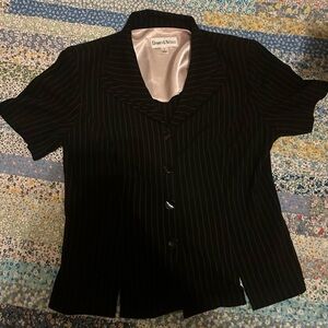 Short Sleeve Blazer Top - Size 12